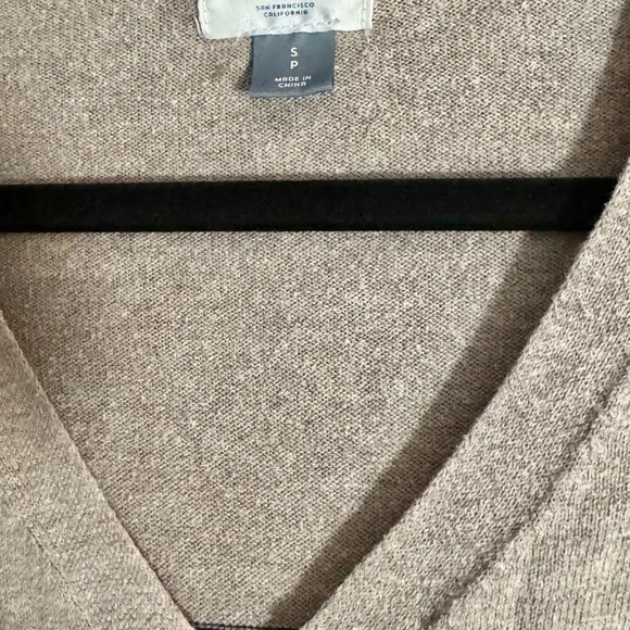 Old Navy Beige and Black Striped V-Neck Sweater - Picture 2 of 4